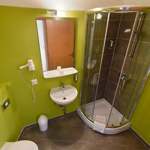 Klassieke Kamer met Twee Aparte Bedden